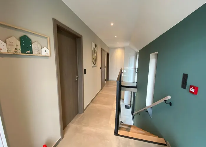 Holiday home De La Tour *