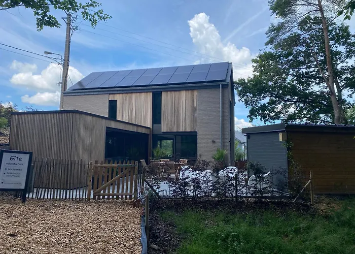 De La Tour Holiday home *